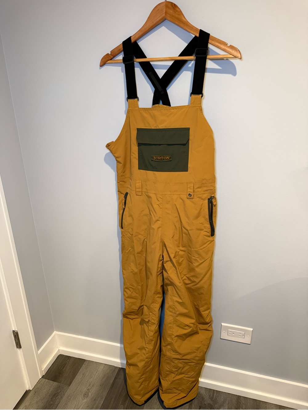 Burton Skylar Insulated Snowboard Bib Coverall Youth Camel Brown Room To Grow L